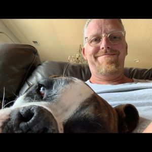 Meet your Posher, Adam